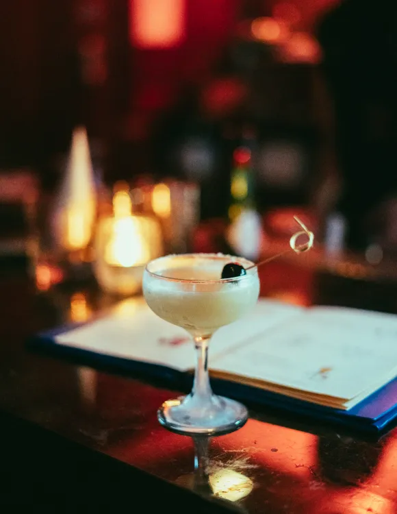 Dovetail Bar-04.jpg