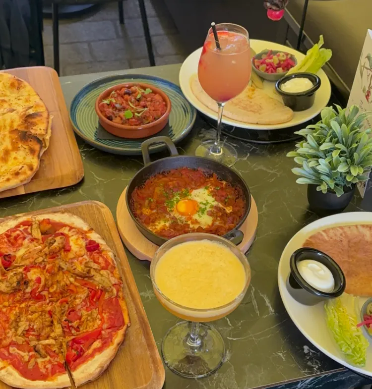 Come outside. Your table’s waiting.